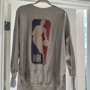 Abercrombie & Fitch Gray NBA Crewneck Sweater